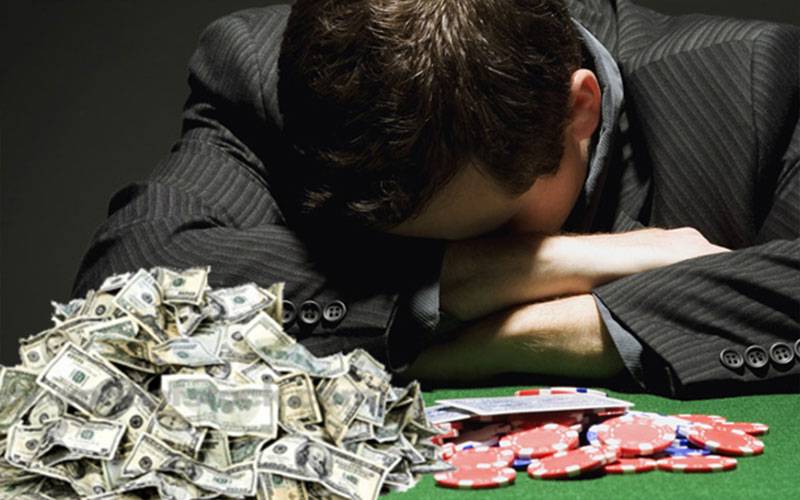 5 sai lầm khiến cho bạn thua tiền khi tham gia chơi poker